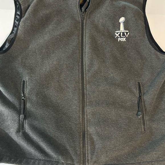 North End Other - North End Gray Super Bowl XLV Fox Men's Vest